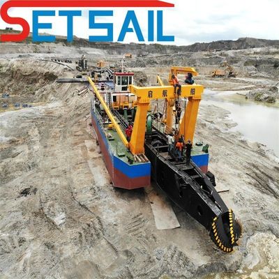 Dredger à aspiration de 18 pouces avec pompe à sable de rivière de capacité et moteur Cumins 1137 kW