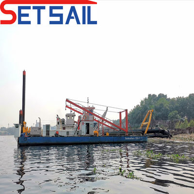Longueur totale 39m 18 pouces Dredger à aspiration à coupe pour navire de dragage de sable dans la rivière