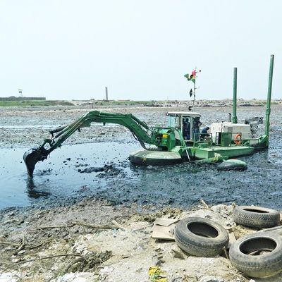 Dredger amphibie équipé d'un PLC Siemens et d'une tête de coupe hydraulique