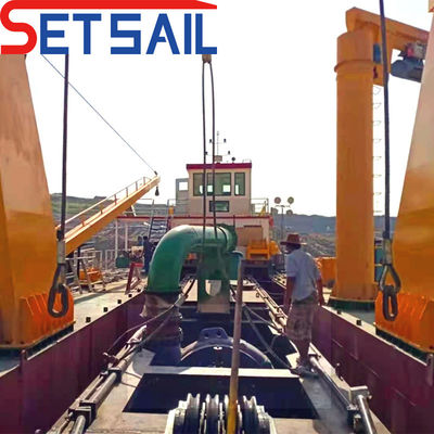 Pompes à sable à double capacité de 700 m3 Dredger à aspiration à coupe de 18 pouces pour l'excavation de lacs