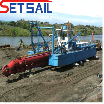 18 pouces QHCSD-485 Dredger à aspiration pour le dragage de sable dans les projets à grande échelle