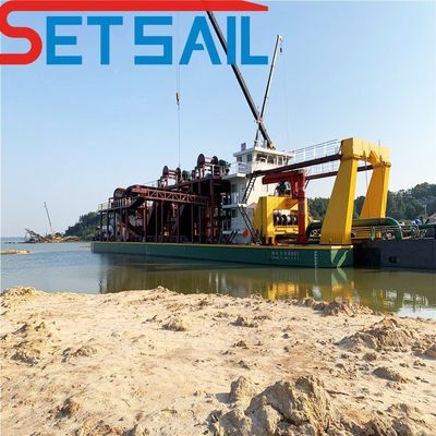 7.5m Largeur 298kw Puissance du moteur auxiliaire 18 pouces Dredger à aspiration pour le dragage