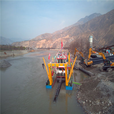 Demande personnalisée Set Coupe-voile Suction Sand Dreger Barge avec moteur diesel 170kw