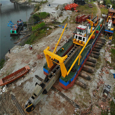 Demande personnalisée Set Coupe-voile Suction Sand Dreger Barge avec moteur diesel 170kw