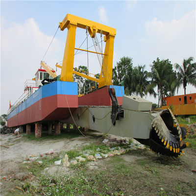 895kw Principalement moteur Puissance rivière Coupeuse de sable boue Suction drague navire pour le dragage dans la rivière