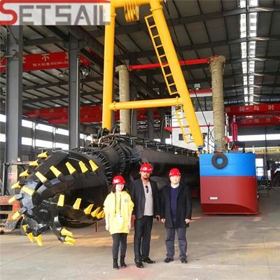 Dredger à sable de 582 kW avec une puissance de tête de coupe de 260 kW et une profondeur de dragage de 10 m