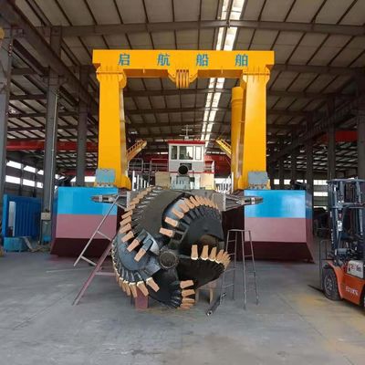 Dredger à aspiration avec une capacité de 1000 m3/h et une profondeur de dragage de 20 m