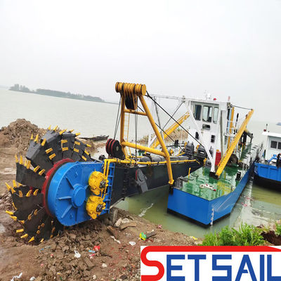 CTS type fente moteur diesel roue motrice cuve pompe à sable dragueur pour la vente d'hydrocyclone