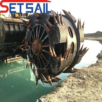 CTS type fente pompe à sable débit d'eau 7000m3 dragueuse à roues Bucekt avec moteur diesel