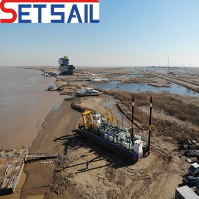 Siemens PLC moteur diesel puissance marine roue cuve réservoir dragueuse à boue avec pompe