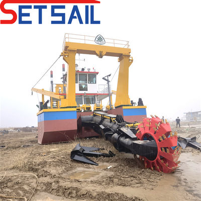 Dragueuse à roue de seau à moteur diesel pour l'extraction du sable avec un diamètre de tuyau de décharge de 200 mm à 800 mm