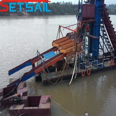 95kw-260kw Total Power Chain Bucket Sand Mining Gold Dredger pour le creusement des rivières et des lacs