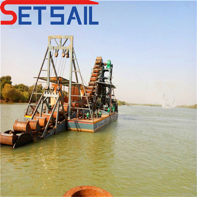 7.5kw-100kw Moteur de levage Pouvoir de la rivière Minage de l'or Chaîne de seau bateau avec seau Quantité