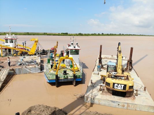 33L-55L Consommation totale de carburant service Barge de travail pour la drague et l'ancre à aspiration à découpe