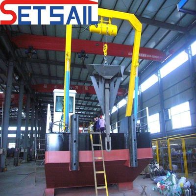 Consommation totale de carburant 33L-55L Bateau de travail multifonctionnel pour le transport